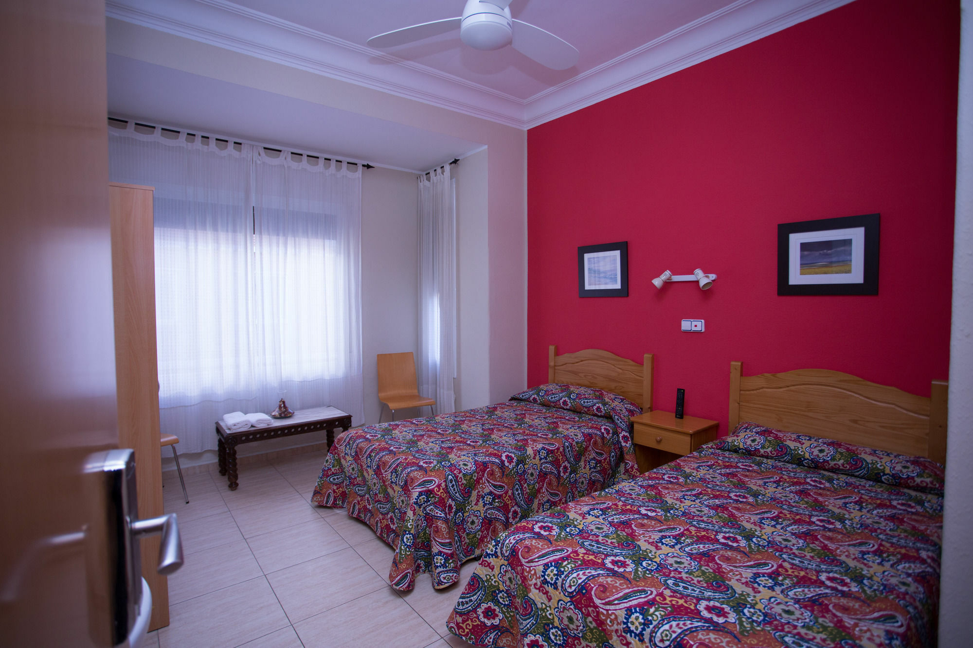 Hostal Navarra Сарагоса Екстер'єр фото
